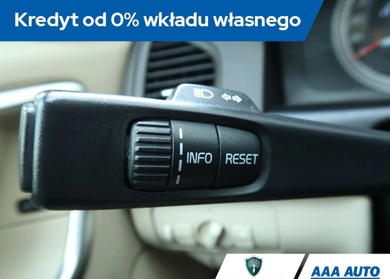 Volvo XC 60 cena 49000 przebieg: 207894, rok produkcji 2012 z Parczew małe 352
